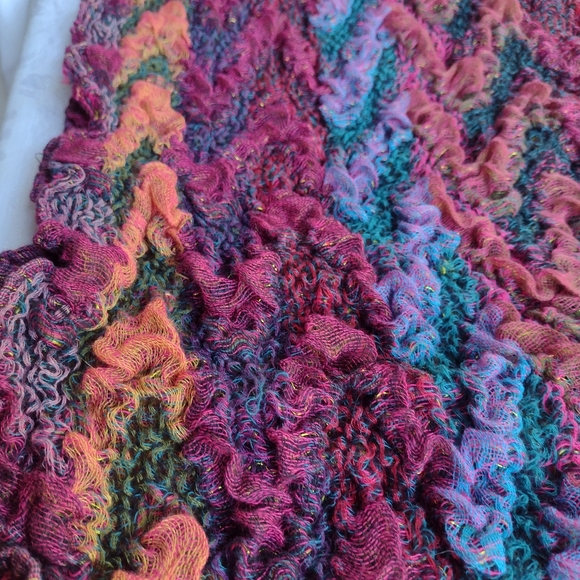 New Ladies Neck Drape - Picture 2 of 4